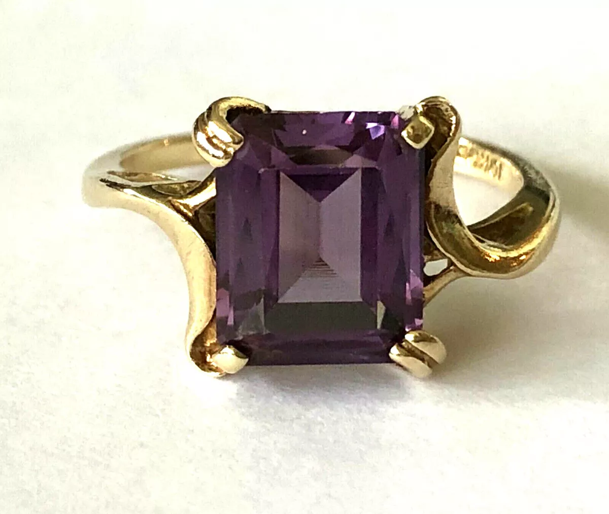 Vintage Baden Foss B F Synthetic Sapphire 10K Yellow Gold Ring