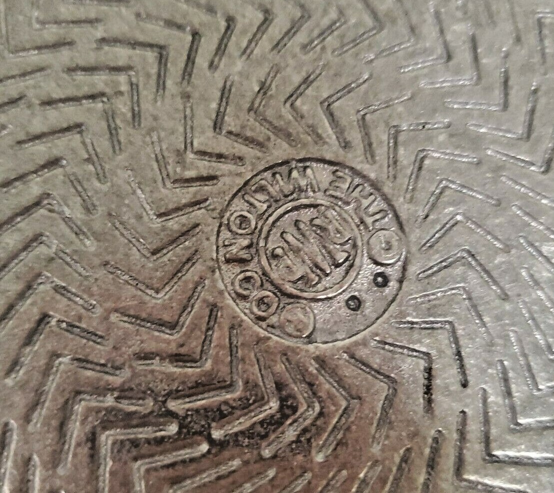 WILTON ARMETALE GOURMET GRILLWARE SIZZLE ROPE EDGE SAUCE POT WITH SPOUT ...