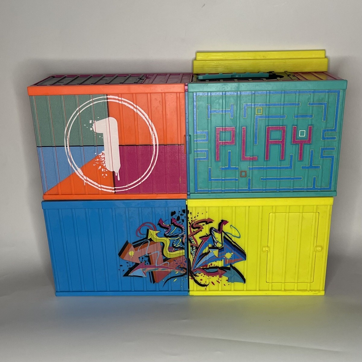 LOL Doll Surprise Clubhouse 8 pcs Furniture Games Container