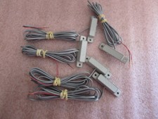 GRI-2800 2 WIRE SURFACE MOUNT SENSOR-LOT OF 5