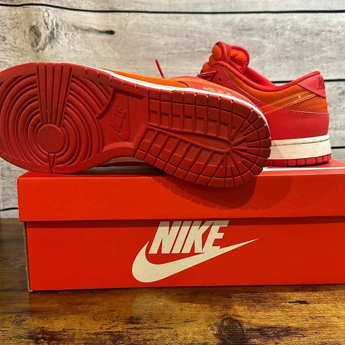 NIKE Dunk Low ATL Size 10.5 | eBay display picture 1