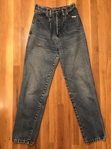wrangler pleated jeans