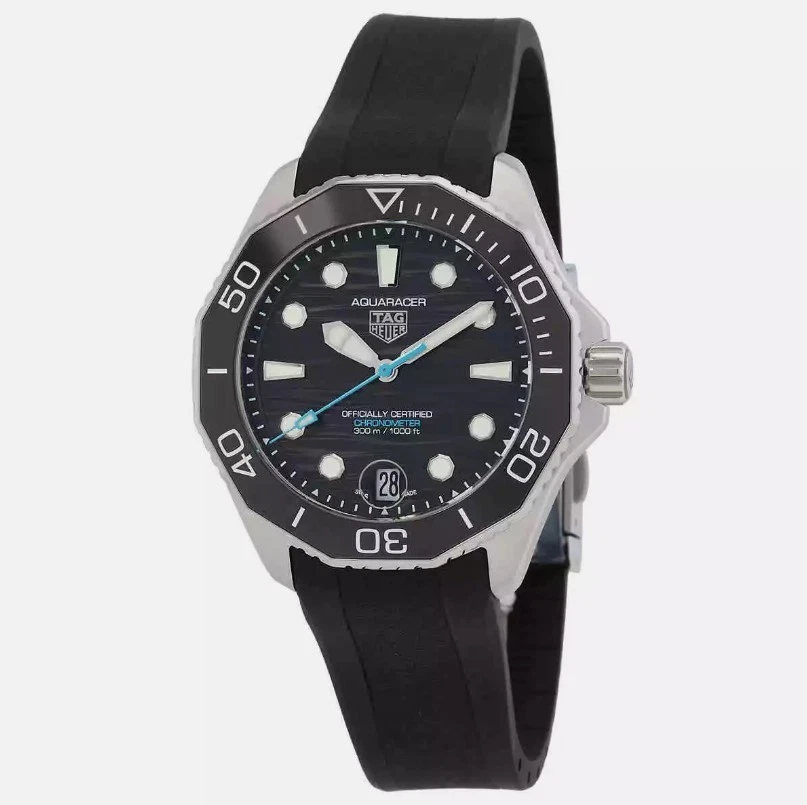 TAG Heuer Aquaracer Men 300 m (30 ATM) Water Resistance