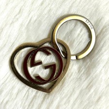 Gucci Heart-Shaped Keychain Charm Fashion Accessory Elegant GG Pattern E812