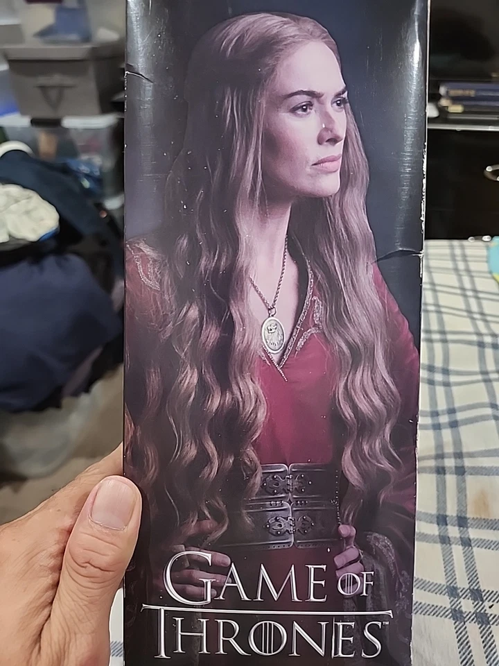  Фигурка Серсеи Баратеон из Game of Thrones от Dark Horse Deluxe — немного в коробке - Изображение 2 из 4