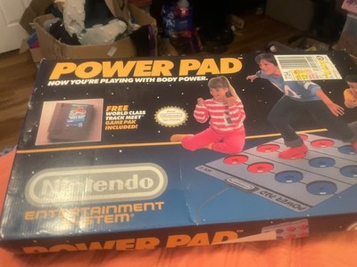 Nintendo NES Power Pad Vintage 1988 Game Play Accessory And Game W/Box