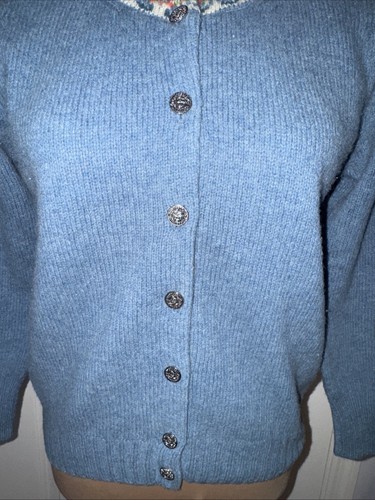 VTG JC Pennys 100% Wool Blue Cardigan Button Down Sweater Floral Neckline Small - Afbeelding 4 van 12