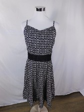 Old Navy Dress Womens Medium Blue Geometric Smocked Sundress Asymmetric Hem