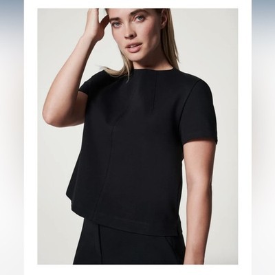 Spanx The Perfect Funnel Top Woman s SZ 3XL Classic Black Short Sleeve New