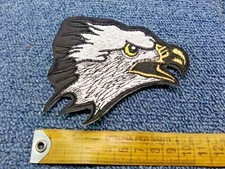 PATCH TOPPA RICAMATA TESTA DI AQUILA-DIMENSIONI 10x8CM TERMOADESIVA-IDEA REGALO!