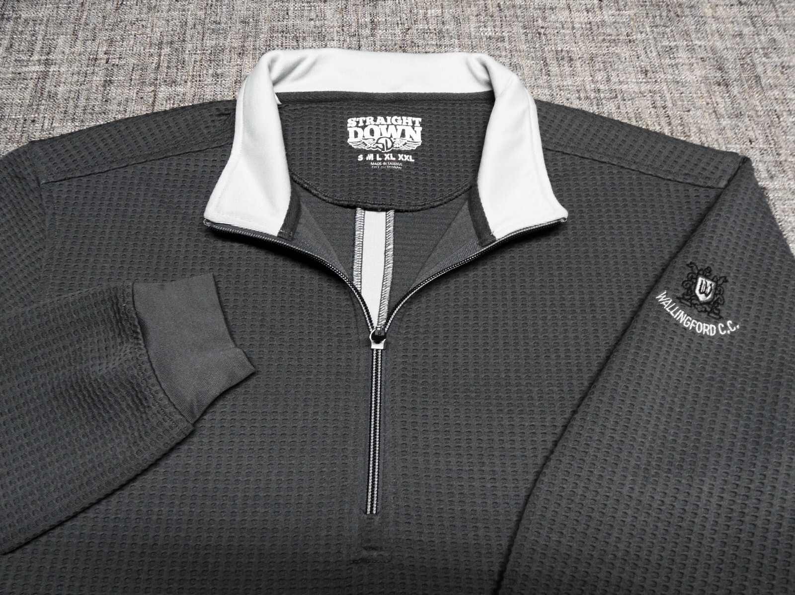 STRAIGHT DOWN WAFFLED POLY 1/4 ZIP GOLF PULLOVERXLWALLINGFORD C.C
