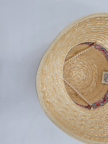 Macy's Flower Show Straw Braid Downbrim Hat Girls' One Size Natural Beaded Strap - Picture 10 of 12