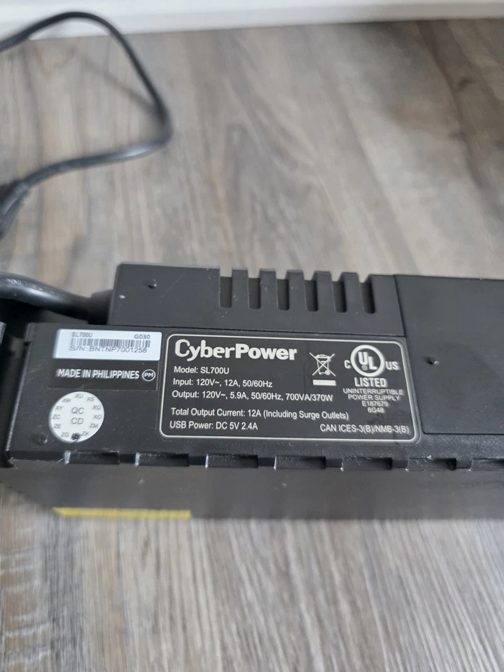 CyberPower SL700U  700VA/370W UPS System - Image 4 of 4