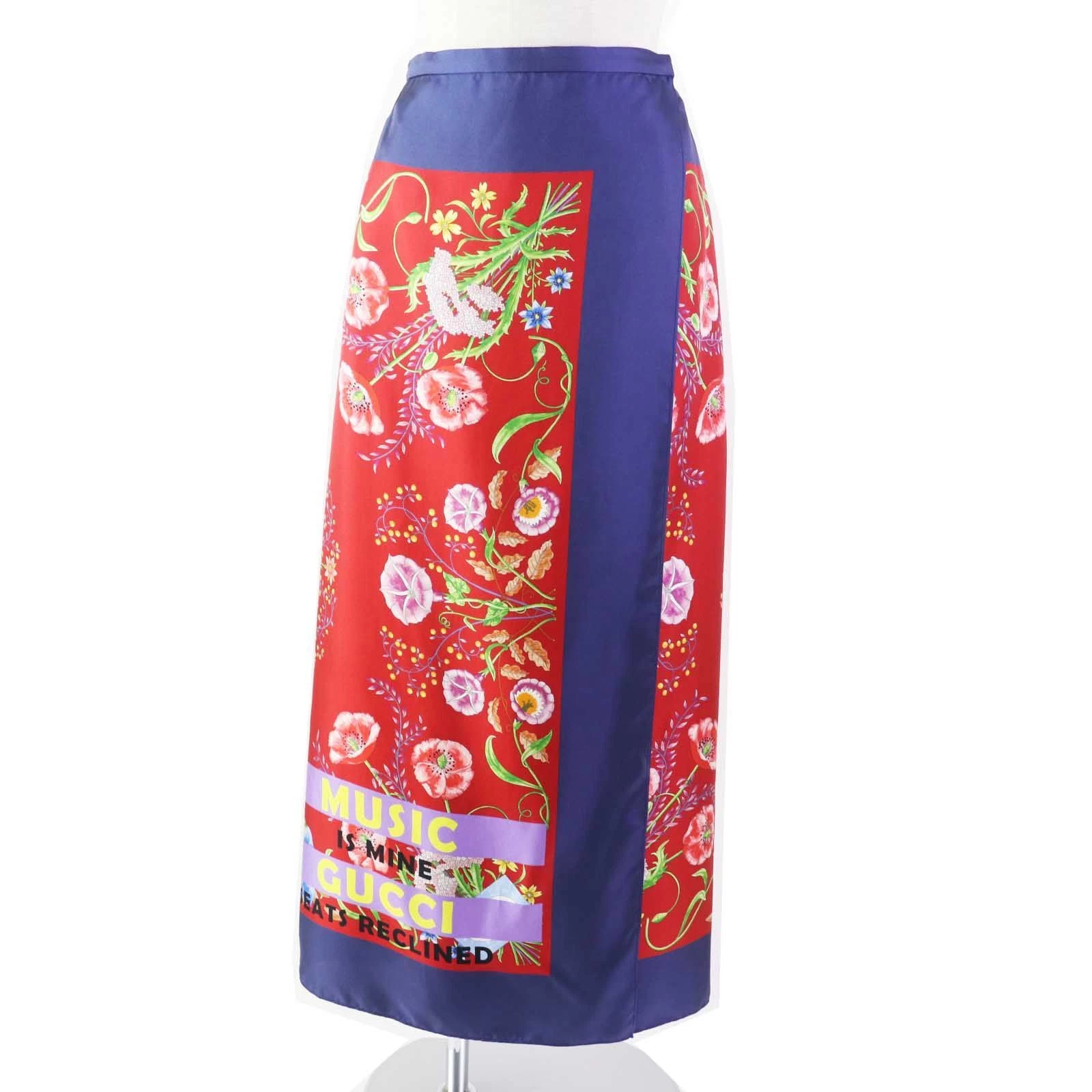 Beauté GUCCI Gucci 21 ans fait 676553 soie 100 logo motif fleurs botaniques 