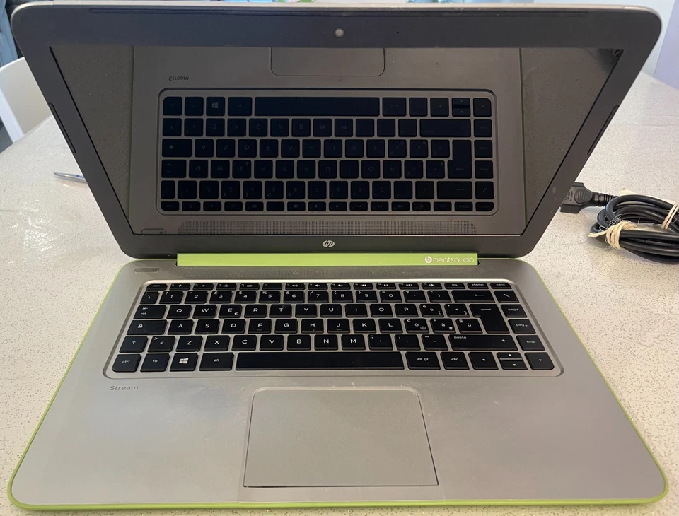 Pc Computer Portatile Notebook HP Stream 14-z005nl Con Caricatore Originale - Immagine 2 di 4