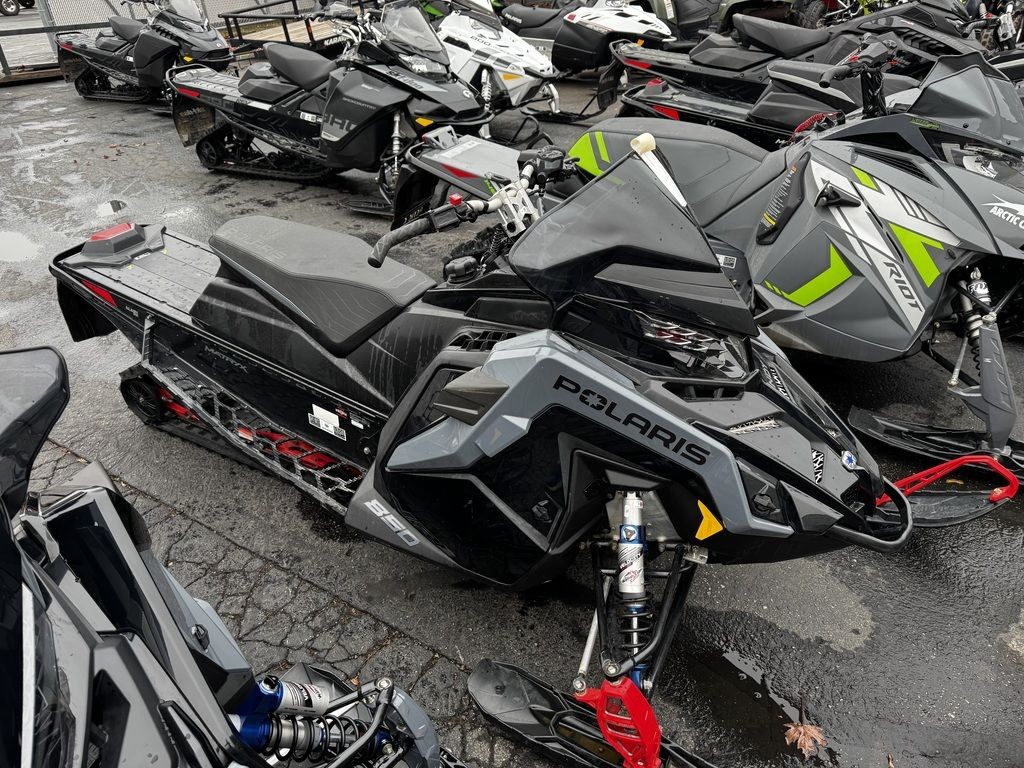 2021 Polaris ® 850 Indy VR1 137