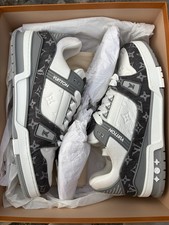 Trainer Men s Louis Vuitton Grey