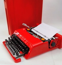 Bellissima Macchina da scrivere Olivetti Valentine Rossa Pulita e Lubrificata!!!