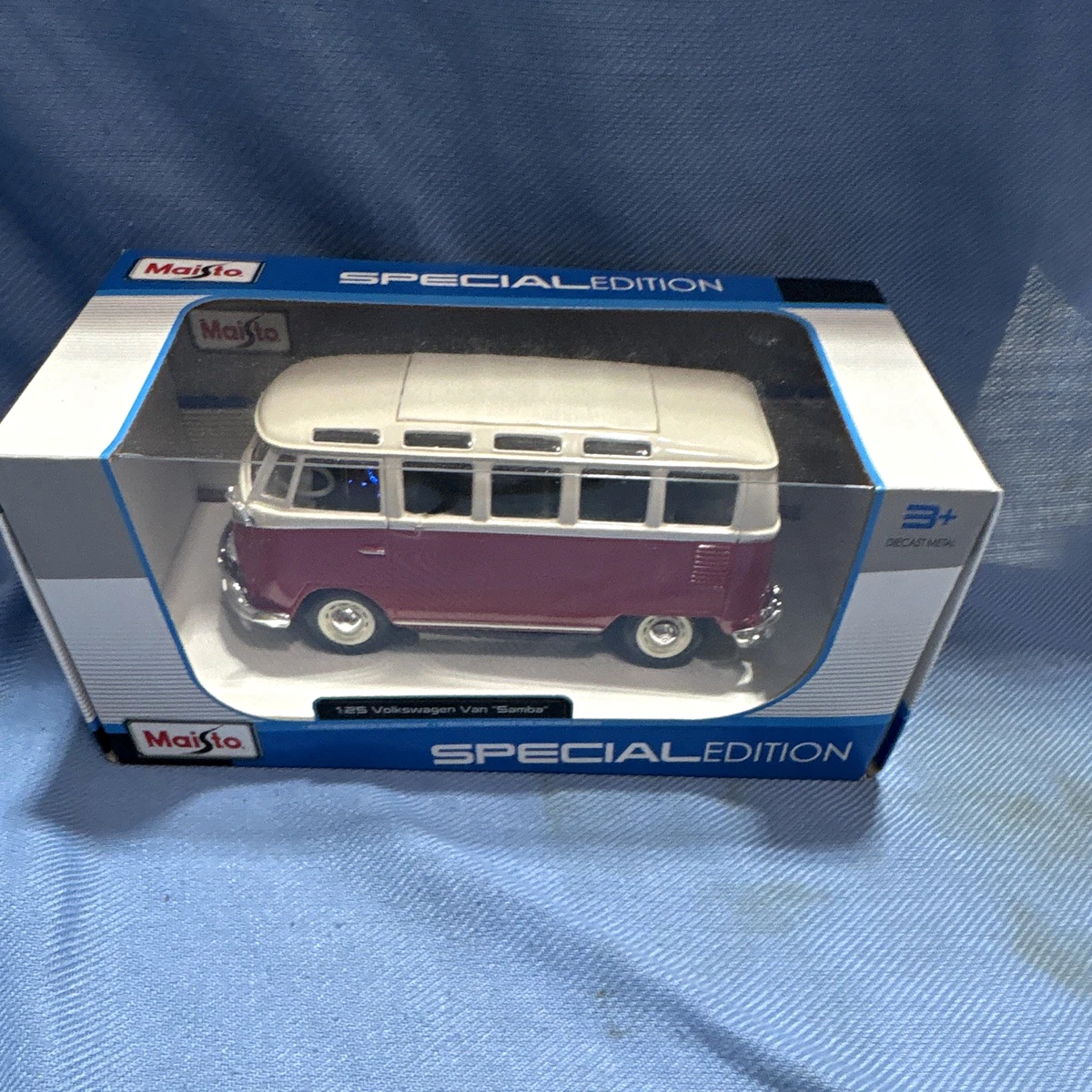 25+ Maisto Volkswagen Contemporary Manufacture Diecast Vans for