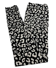 LuLaRoe Leggings OS One Size BLACK Wild Animal Jungle LEOPARD PAW PRINT Casual