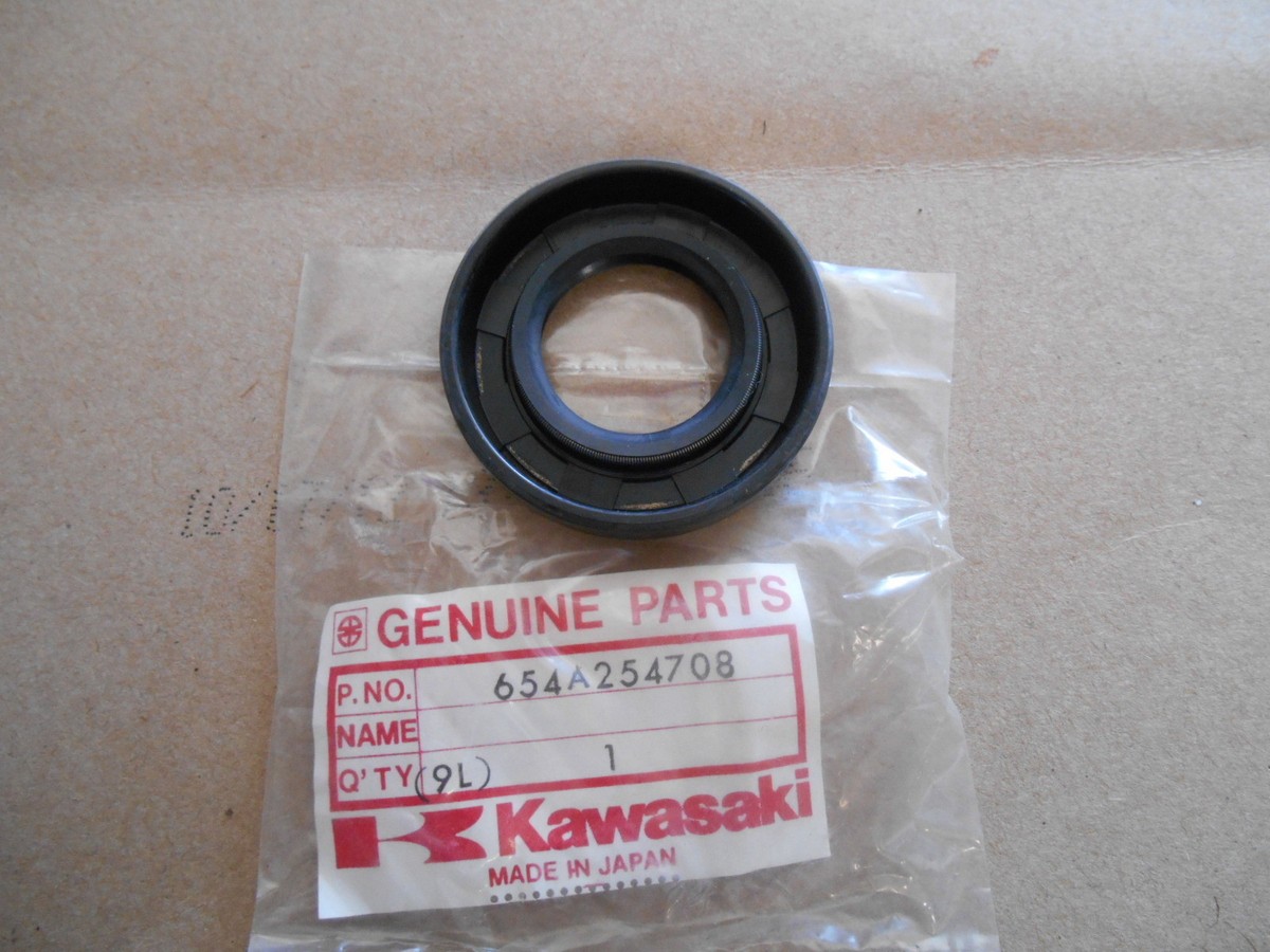 NOS Kawasaki Oil Seal 69-75 H1 W1 68-69 W1SS 68-69 W2SS 71-72 F8