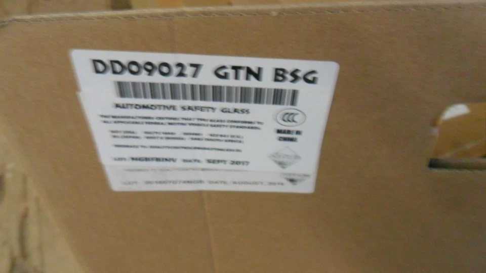 FOR 1996-2000 SATURN SL1 SL2 SW1 SW2 FRONT RIGHT PASSENGER SIDE DOOR GLASS Foto 3 de 4