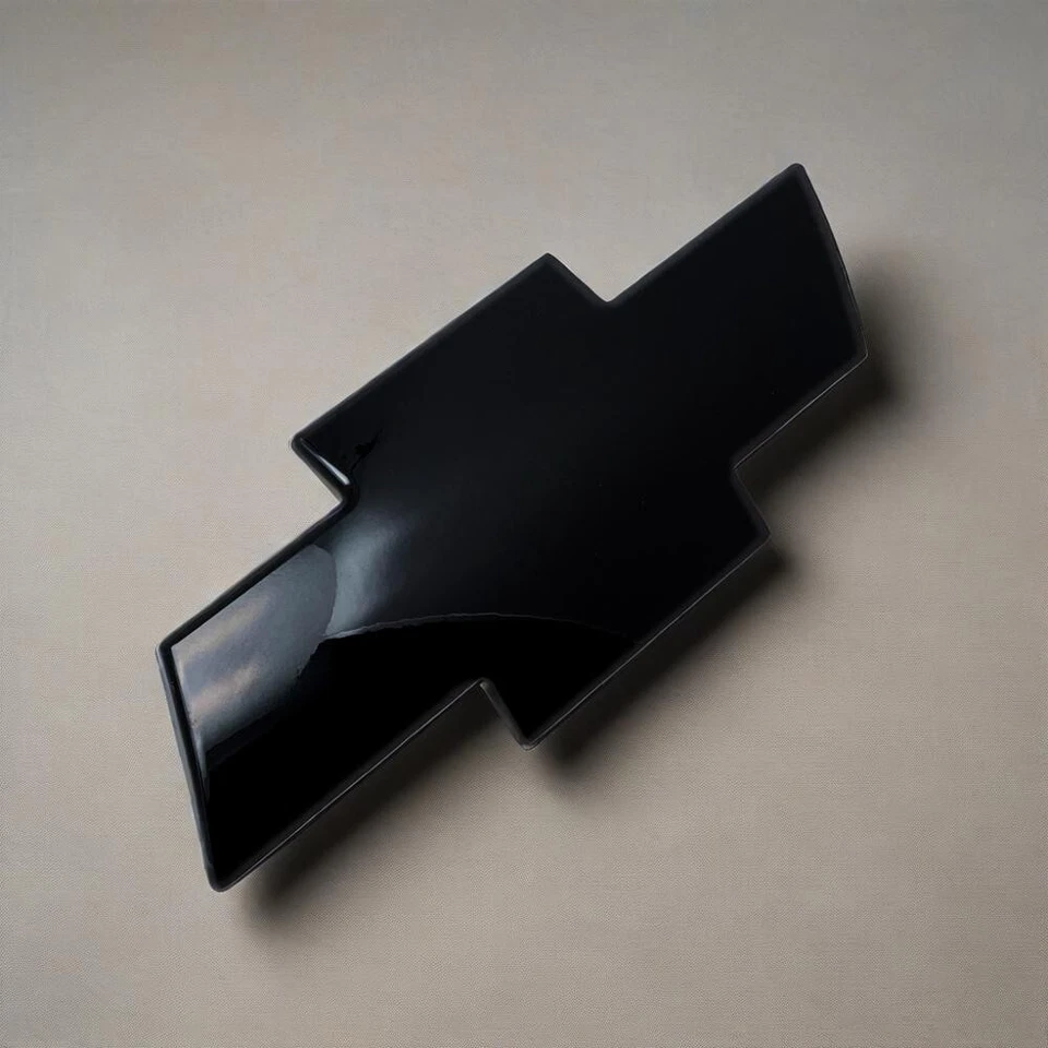 NUEVO 1999-02 Silverado 2000-06 Tahoe Suburban Parrilla Frontal Emblema Pajarita Negro Foto 3 de 4