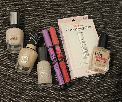 Sally Hansen Nail Kit (7 Products)
