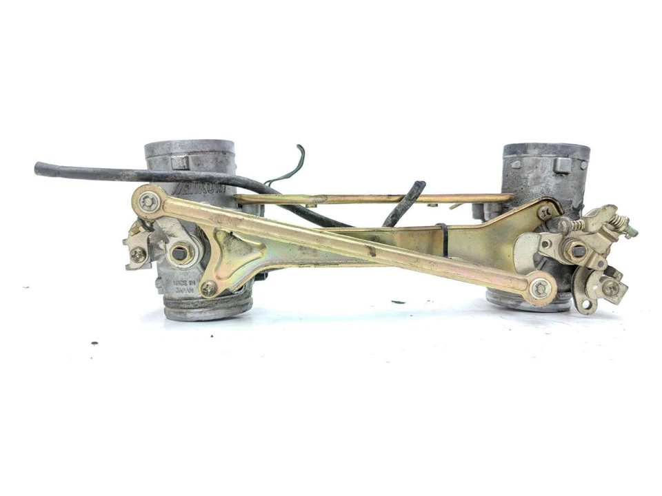 Carrocerías de acelerador 99 Suzuki TL1000 S Foto 3 de 4