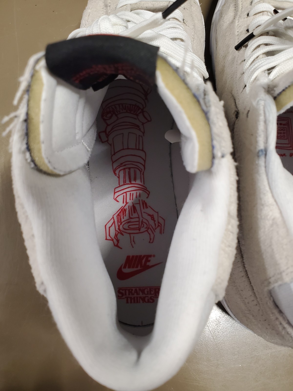 NIKE " STRANGER THINGS " UPSIDE DOWN Pack BLAZER … - image 9