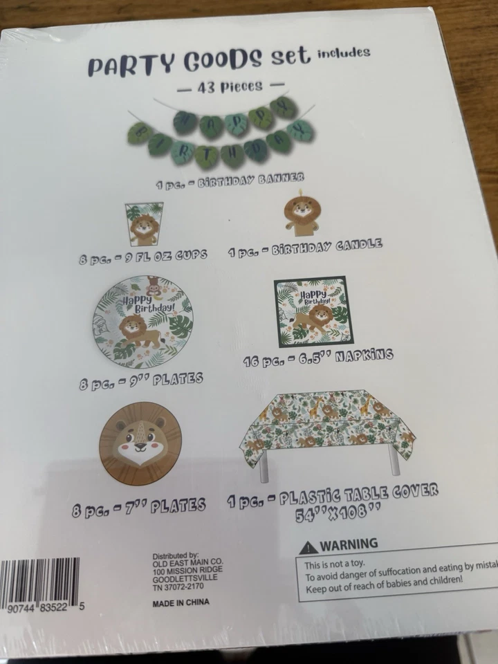 Fiesta en una caja tema selva. Incluido Total 47 piezas Foto 3 de 4