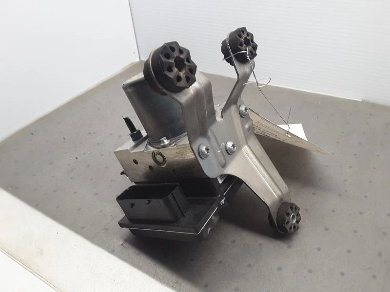 Насос ABS с модулем в сборе для родстера подходит для 09–16 BMW Z4 575761 - Изображение 2 из 4