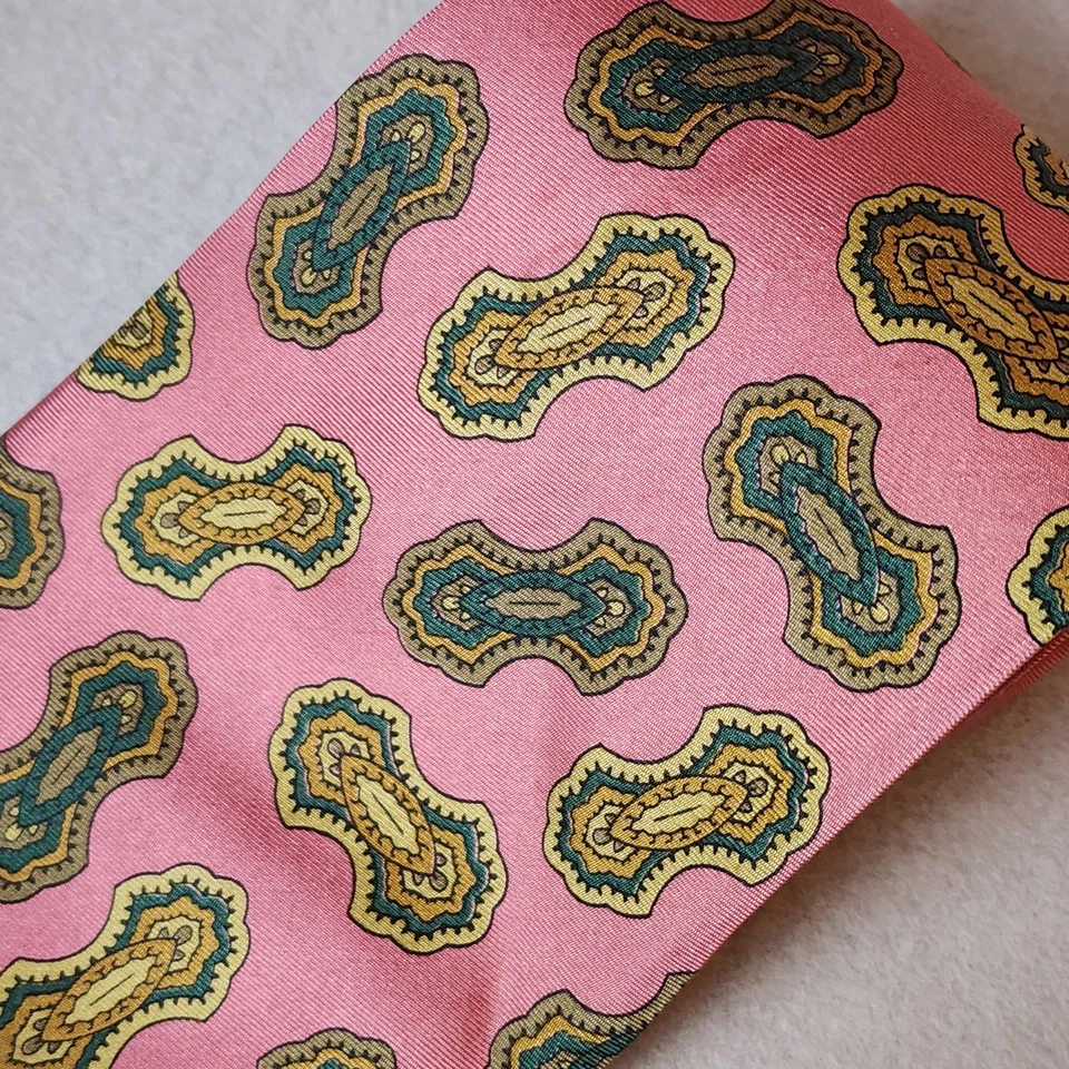 Corbata Austin Reed of Regent Street rosa cachemira seda italiana vintage 58" Foto 2 de 3