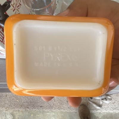 PYREX 501 B 1 1/2 Cup Orange Glass Storage Container with Glass Lid