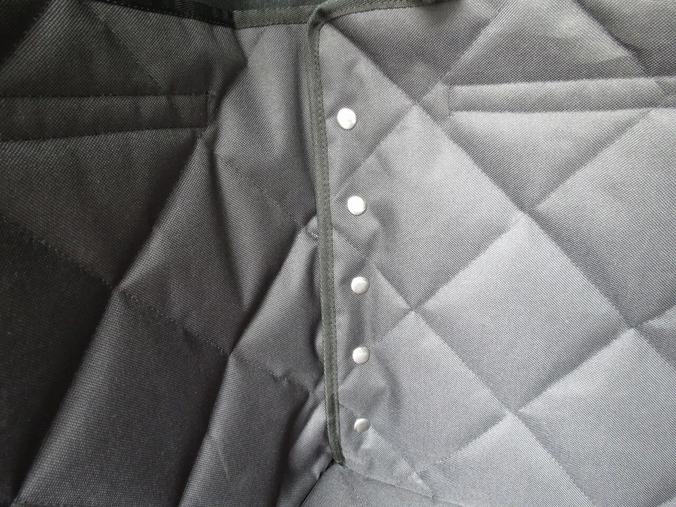 Heavy Duty Headrest Mesh Dog Guard Barrier + Quilted Boot Liner Protector Cover - Image 4 of 4