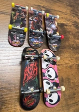 Tech Deck Fingerboard Lot of 5 Boards, Skateboards. Pre-owned VG Condition.