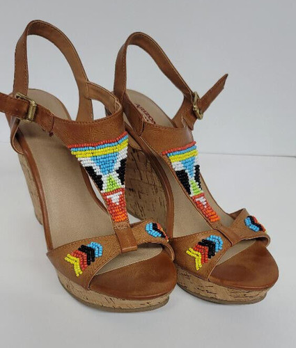 Womens Wedge Heel Shoes ARIZONA JEAN CO Miranda Brown Cognac Beaded Size 8.5 M