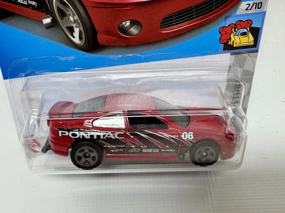 Coche de juguete fundido a presión Mattel Hot Wheels (2006) Pontiac Gto #182/250 HW tira de arrastre 2/10 Foto 3 de 4