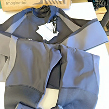Divmystery Wetsuit Size Men XL FLEXIBLE BEYOND IMAGINATION