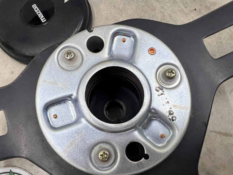 Volante de fábrica Mazda RX7 RX-7 1979-1985 79-85 y botón de bocina Foto 4 de 4