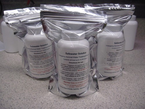 Calcium Hypochlorite-Emergency Survival Water Purifier - 1lb = 10,000 Gallons - Picture 5 of 5