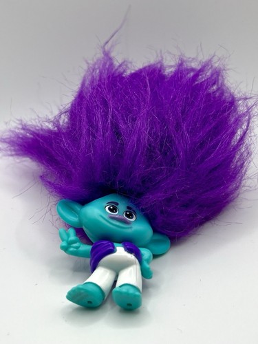 Trolls 3 Band Together Rainbow Pom Poms Keychain CLAY & POPPY - Picture 8 of 13