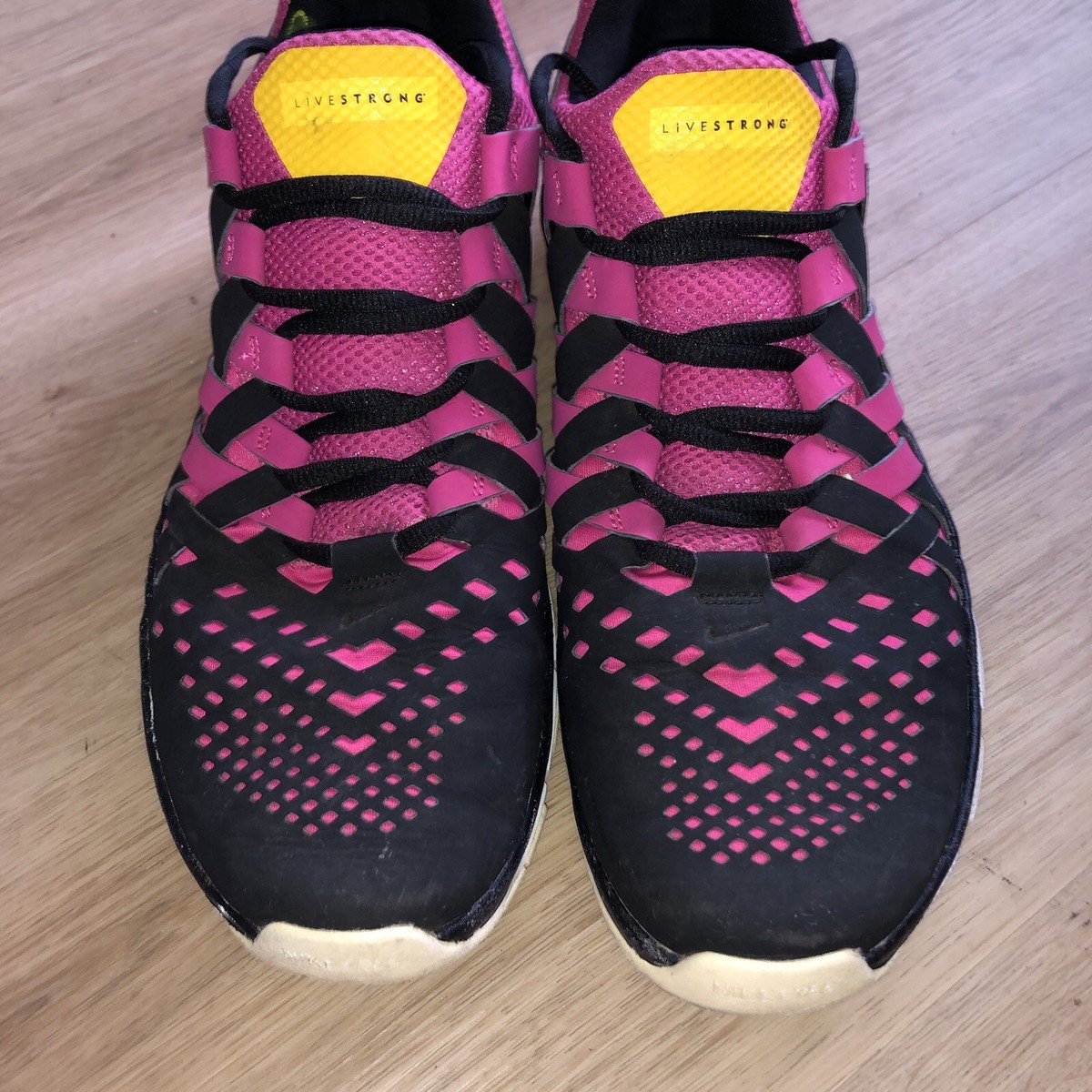 Nike Free Trainer 5.0 Livestrong Mens Size 13 Vivid Pink Black Yellow Nike Free Trainer Livestrong 5.0 Black Vivid Pink Mens Size  main image 4