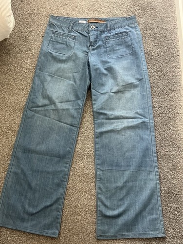 Billabong Full Leg Low Rise Denim Jean Size 12 - Picture 1 of 7