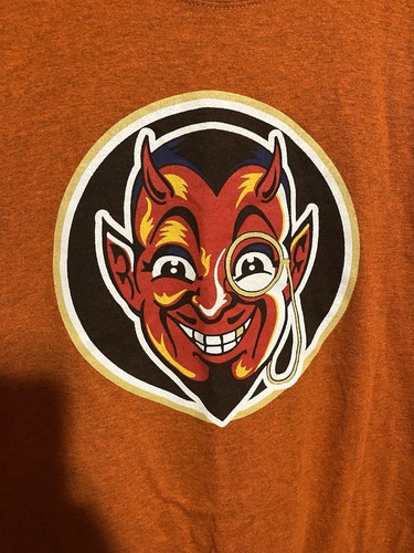 The Red Jug Pub THE DEVIL MADE ME DO IT! Shirt L Cortland, New York Burnt Orange - Picture 2 of 5
