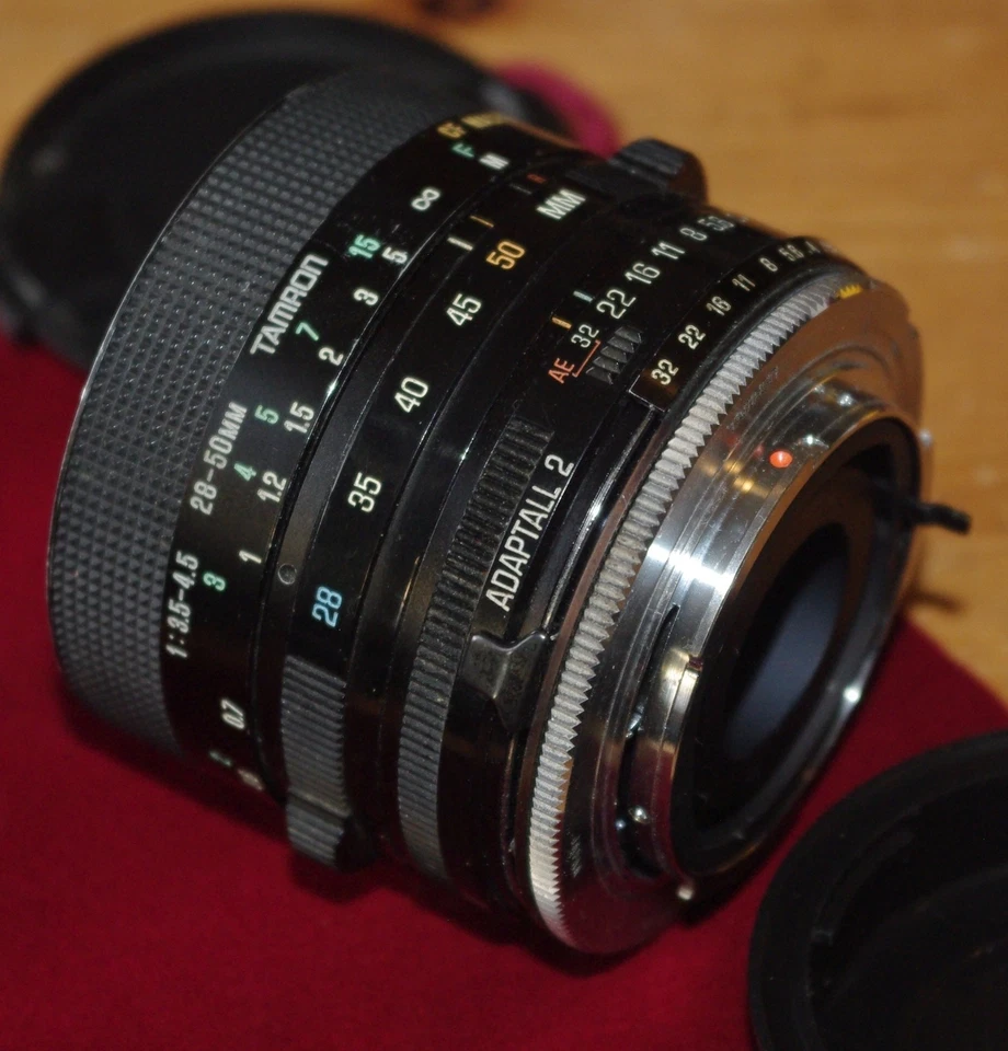 Tamron Adaptall 2 28-50mm f/3.5-4.5 CF Macro BBAR Manual Focus Zoom PK Mount - Image 4 of 4