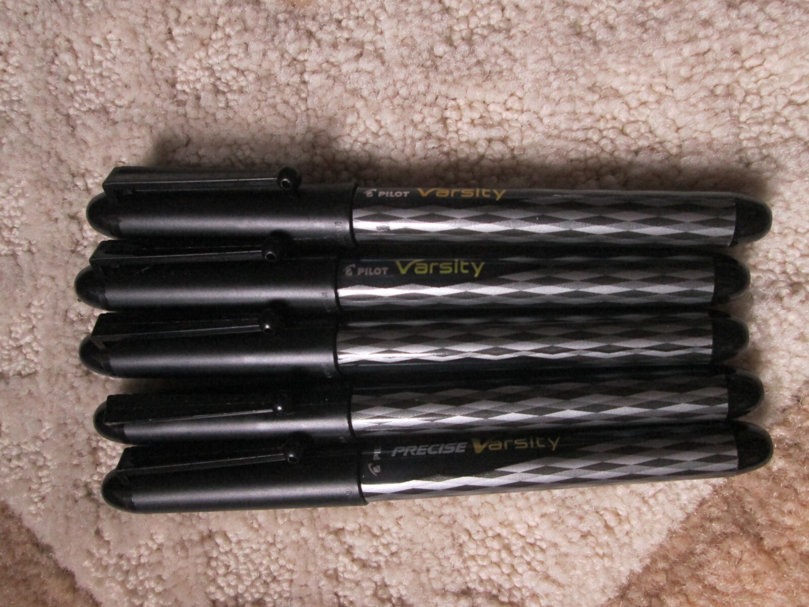 5 NWOB Pilot Varsity Disposable Fountain Black Ink Pens