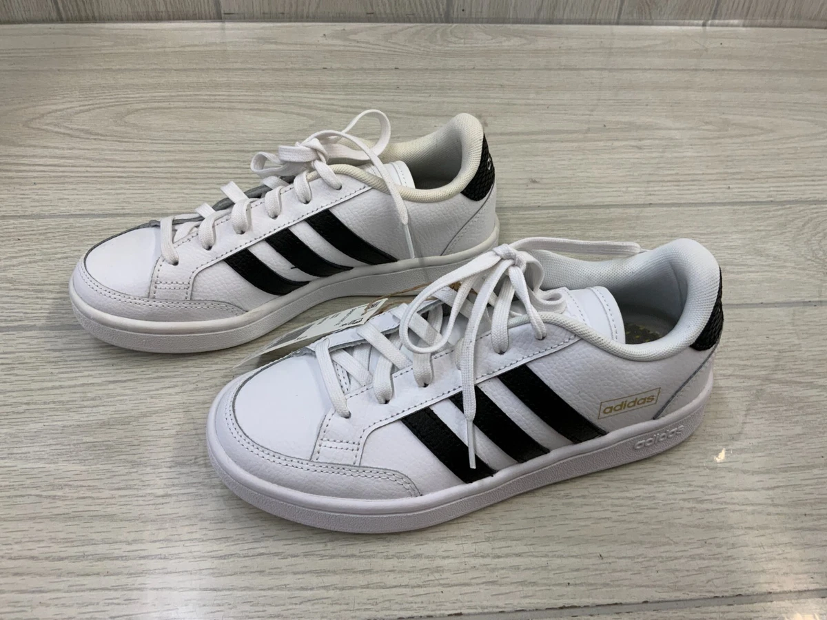 adidas Grand Court SE Tennis Sneaker Women s Size 6 M White