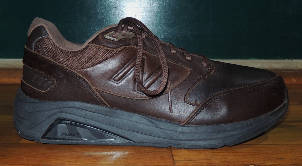 New Balance 928v2 Men's Leather Walking Shoes Size 8 6E Excellent Condition