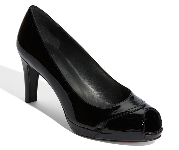 stuart weitzman peep toe pumps